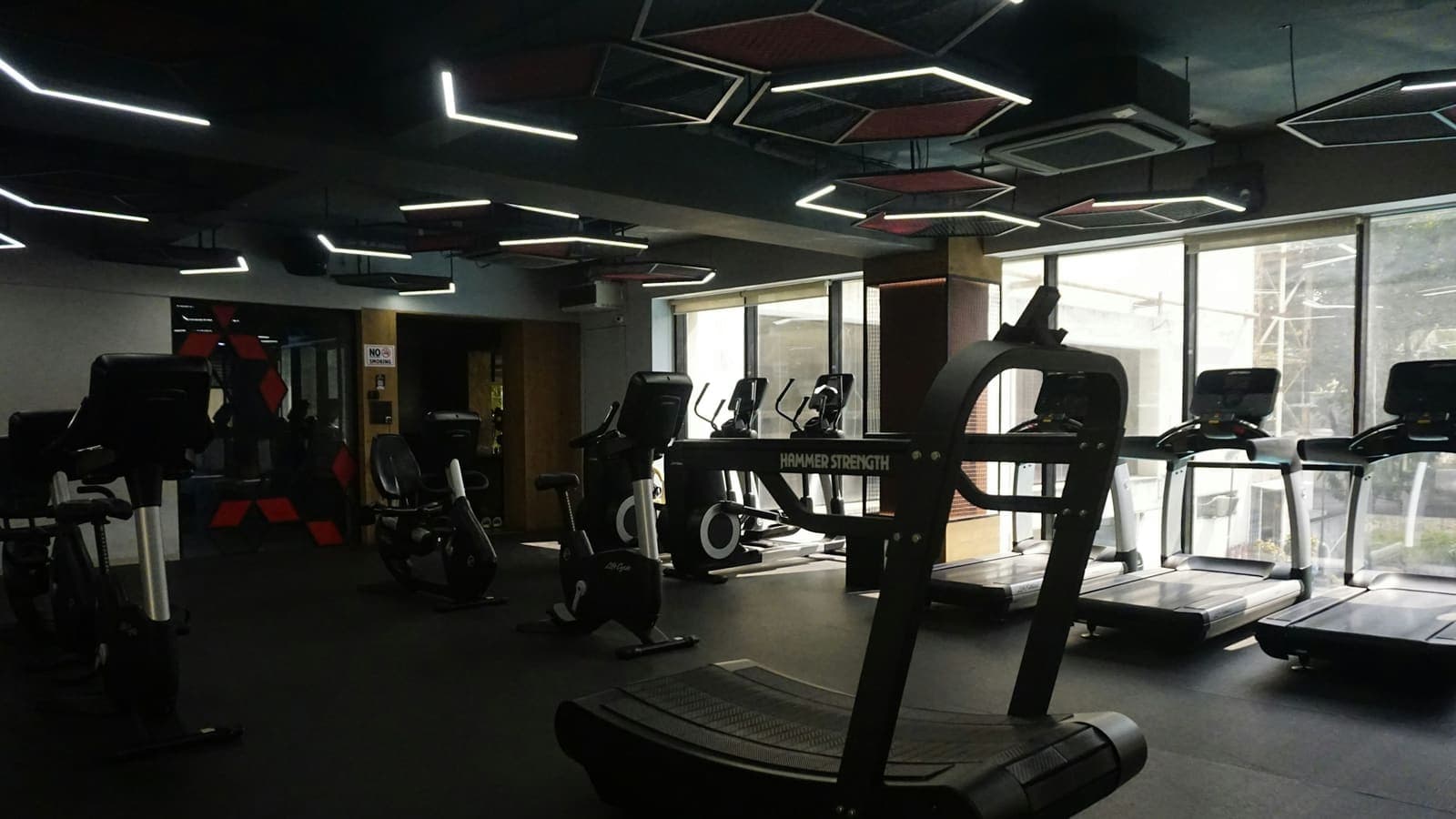 Bağdat Caddesi spor salonu — Bunn Sports Concept Suadiye